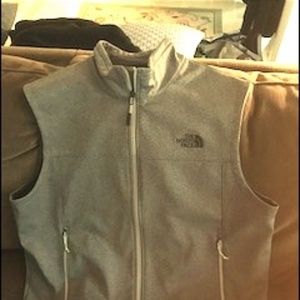 North Face Men's Apex XL Vest